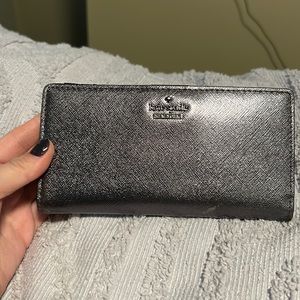 Kate Spade Silver/Gray Wallet